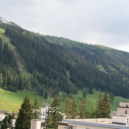 Constantin Hébergement de vacances Davos